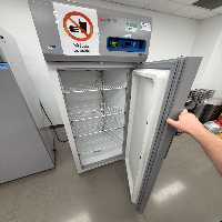Thermo Scientific TSX Series -20 Freezer image 1